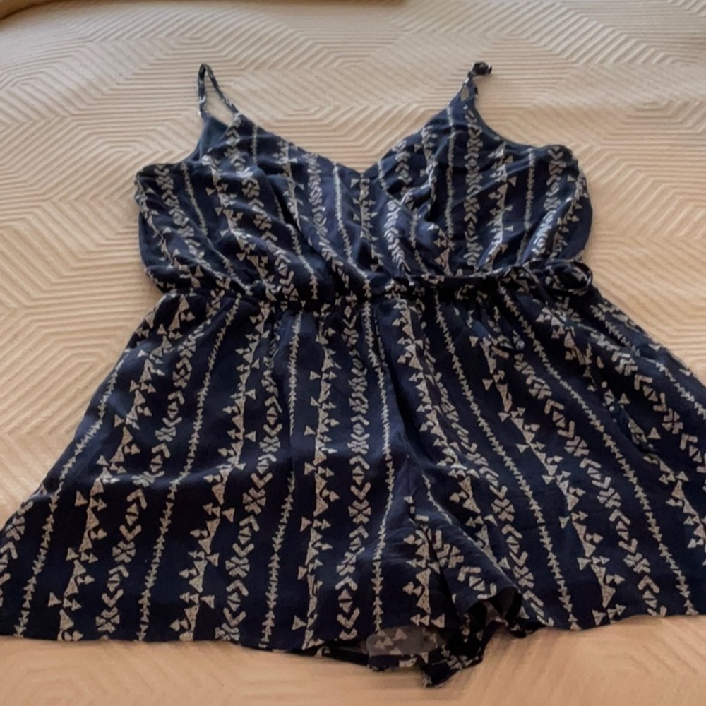 Romper size M